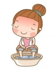 黄褐斑|早推腹、午敲带脉、晚泡脚,搞定浮肿眼袋黄褐斑,根除妇科病!