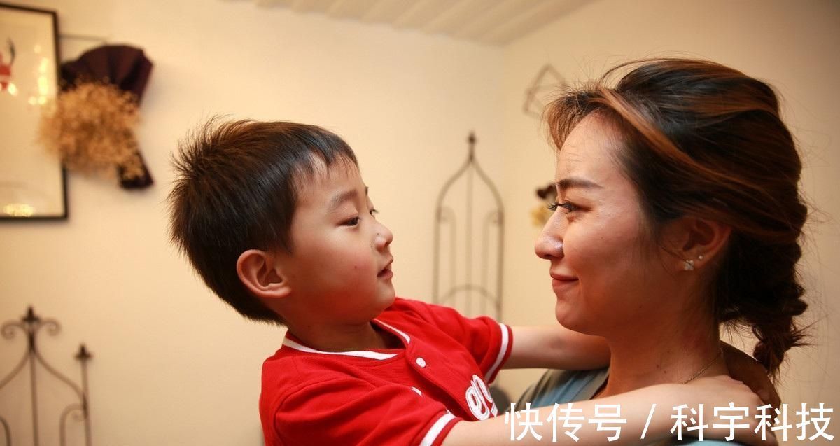 男女比例|幼儿园一个班12个男孩,只有3个女孩,孩子们女孩都去哪了