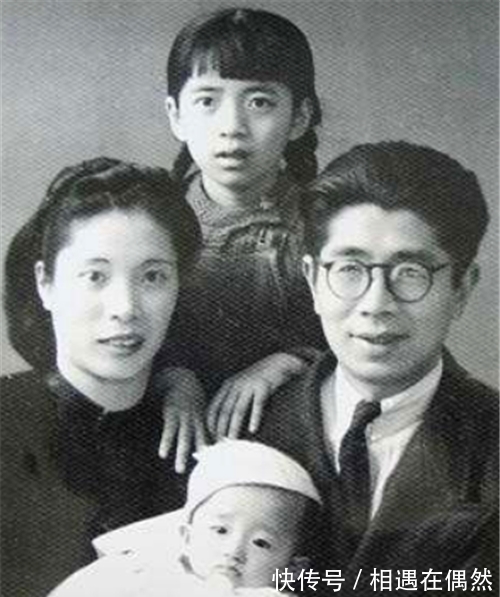 儿子|母亲跟军官私奔,高调登报离婚,晚年穷困潦倒,儿子:我不认识她