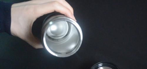 食用碱|保温杯脏了不好洗？教你用一秘招，洗完就和新买的一样干净，很实用