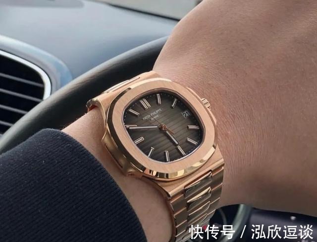 表壳|怎么看起来很有钱?戴一块大金表就行了
