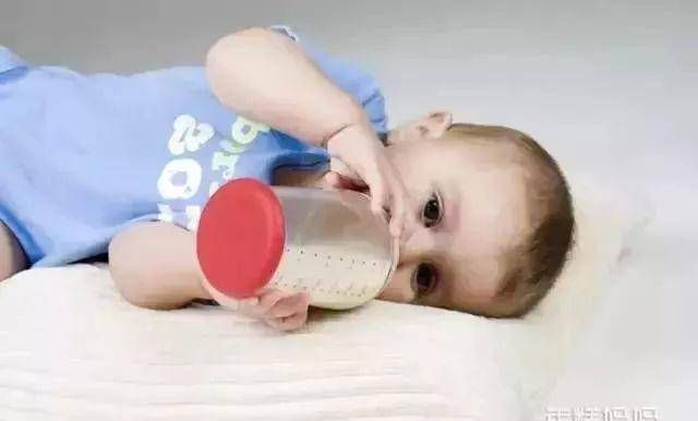 宝宝添加辅|第一道辅食怎么吃4注意事项,新手妈妈一定要看