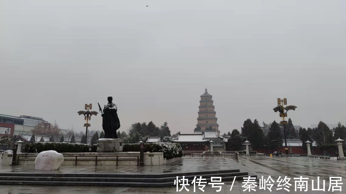 大唐|看惯了热闹与繁华,雪中别样的西安大雁塔和大唐不夜城,你见过吗,像极了唐朝