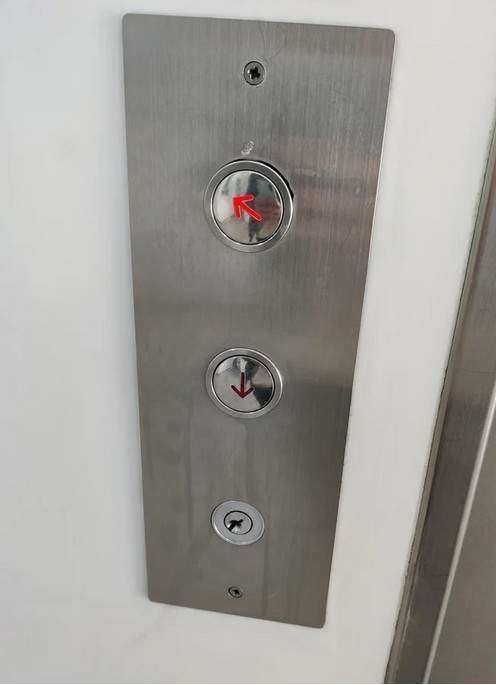 修补|胶带是万能修补工具!网友分享“超奇葩装修设计”