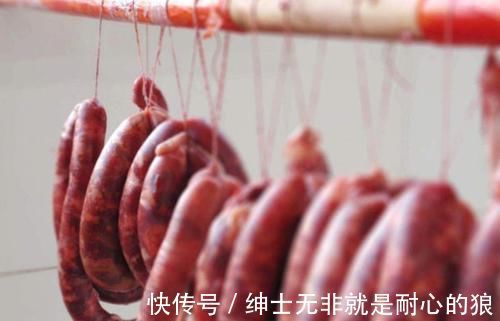 牛肉腊肠,不比猪肉的更香吗?教你这样做,能把老外馋哭了