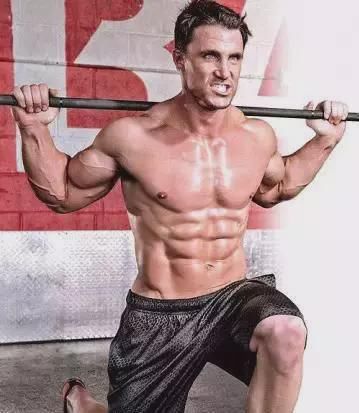 肌肉|练出肌肉有毛用？！能挡子弹吗？