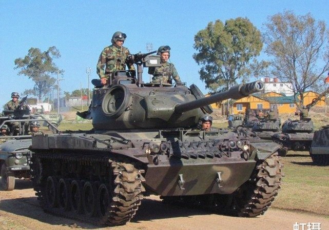 坦克|美国倒霉将军：部队被志愿军击溃，车祸死于乱军！同名坦克也翻车