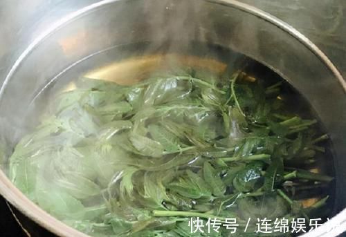 菠菜|必须焯水才能吃的5种蔬菜,很多人都忽略这一步,难怪吃了肚子疼