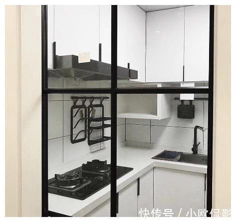 极简白|小姐姐爆改64平老房子，用最简约的黑白，打造最具清新质感的家！