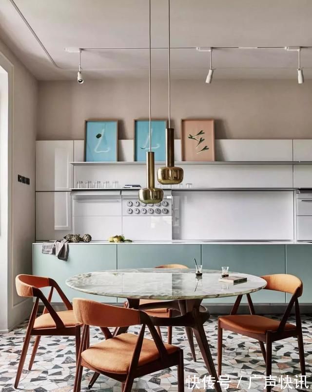 木地板|客厅地面这么铺,比木地板好看100倍,难怪有钱人都学着做