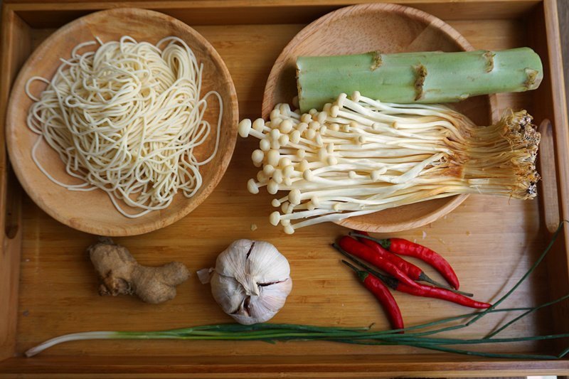 面条这么做,最喜欢吃,简单易做,儿子每次连盘底都舔干净