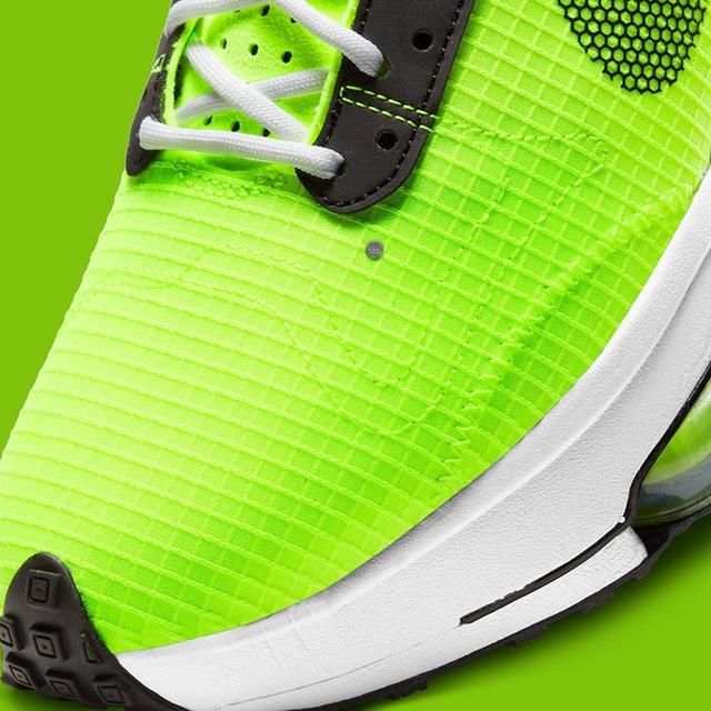 荧光绿亮眼造型！全新Nike Air Zoom Type你打几分