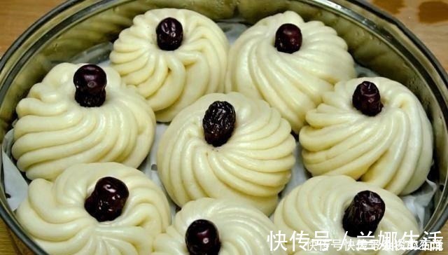 酵母|红枣加上面粉,做出来的花馒头真好看,吃着还有淡淡的枣香味