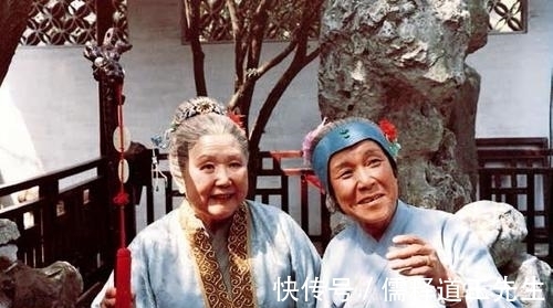 红楼梦$红楼梦:贾母为何要带刘姥姥去栊翠庵?她要借妙玉警告薛家母女!