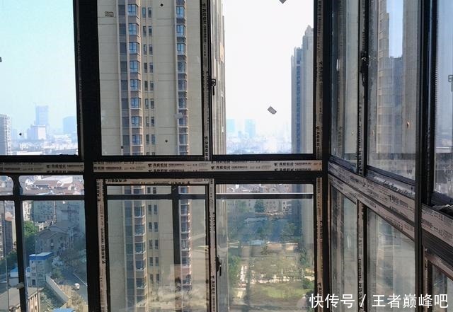 玻璃|打算封阳台来看这篇干货，花钱少颜值又高，还能解决阳台痛点问题！
