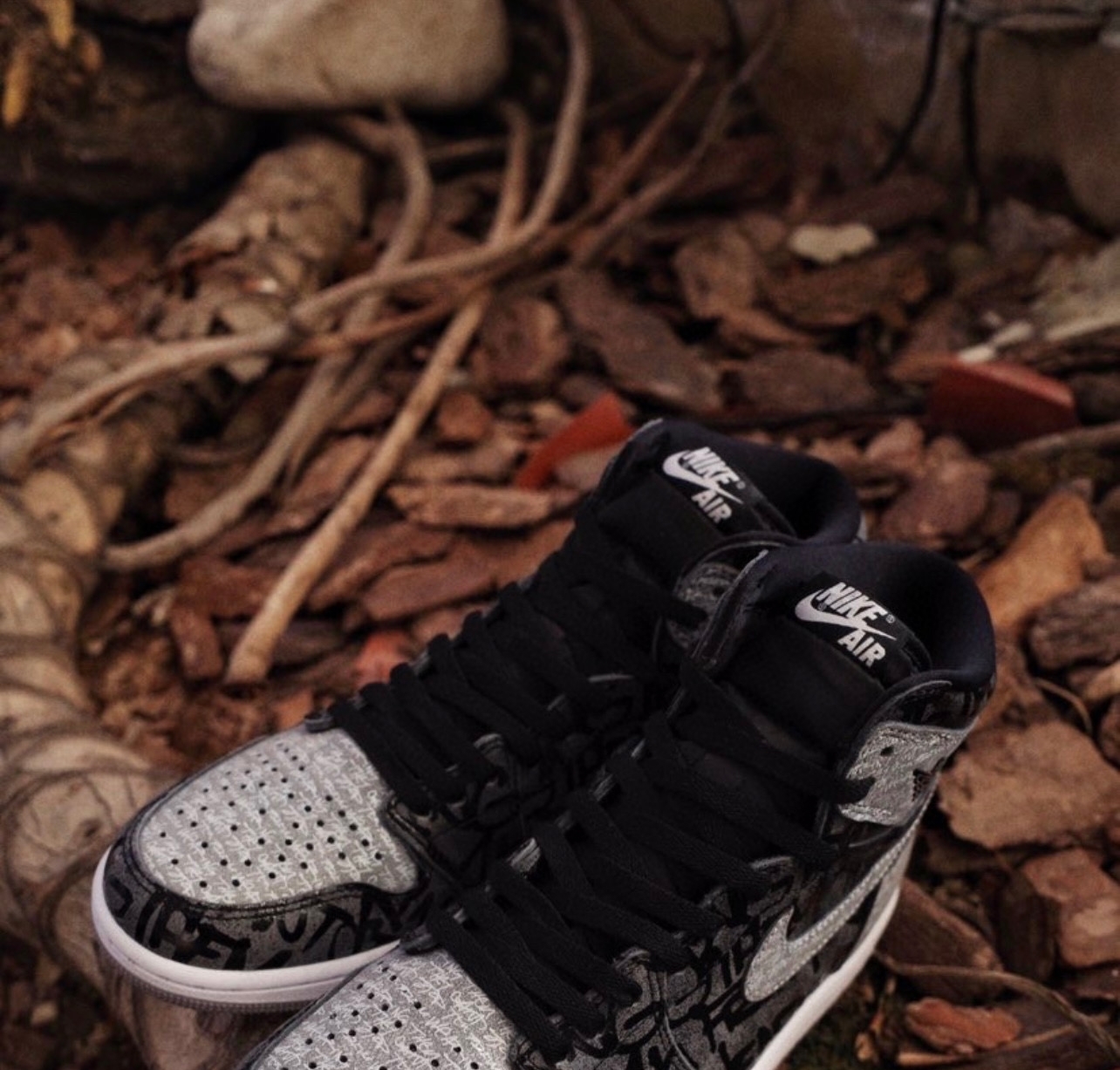 rebel Air Jordan 1 High OG “Rebellionaire”黑灰禁穿