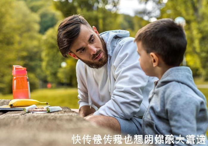 怯懦|孩子为什么变得怯懦怕事多是父母口中的这些话,以后别说了