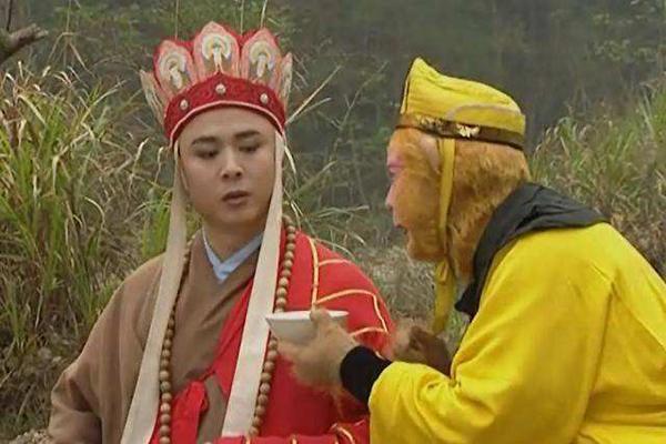 筋斗云|孙悟空为何打死六个凡人?把他们的名字连一起,你会发现一个秘密