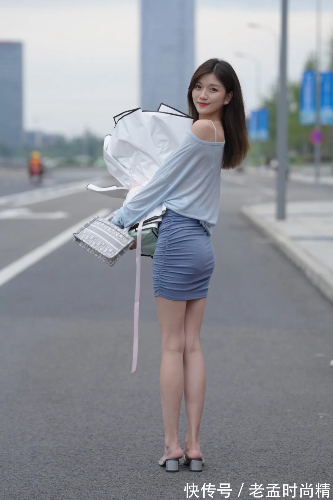 女生|让时尚美感升级的装扮,青春少女又精致,回头率超高