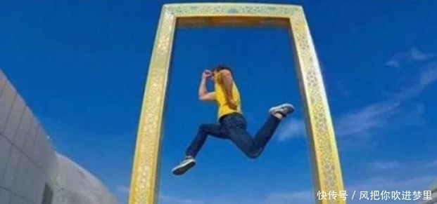 迪拜土豪造了个世界最大相框,纯金打造50层楼高,也就花了3亿