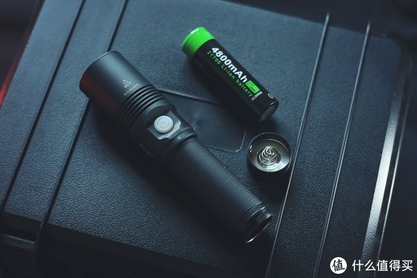 光剑在手,黑暗你走——纳丽德L10MAX白激光手电