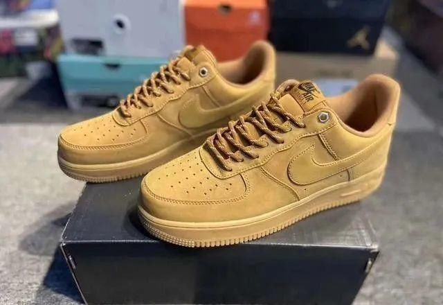 纯原鞋为啥一直以来都这么火爆呢纯原鞋的吸引人的地方在哪里