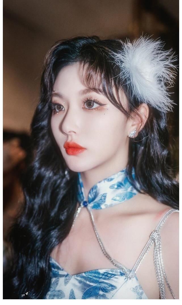 孔雪兒|孔雪兒加盟《爆裂舞臺》，網(wǎng)友期待值高，她和吳宣儀誰更有路人緣