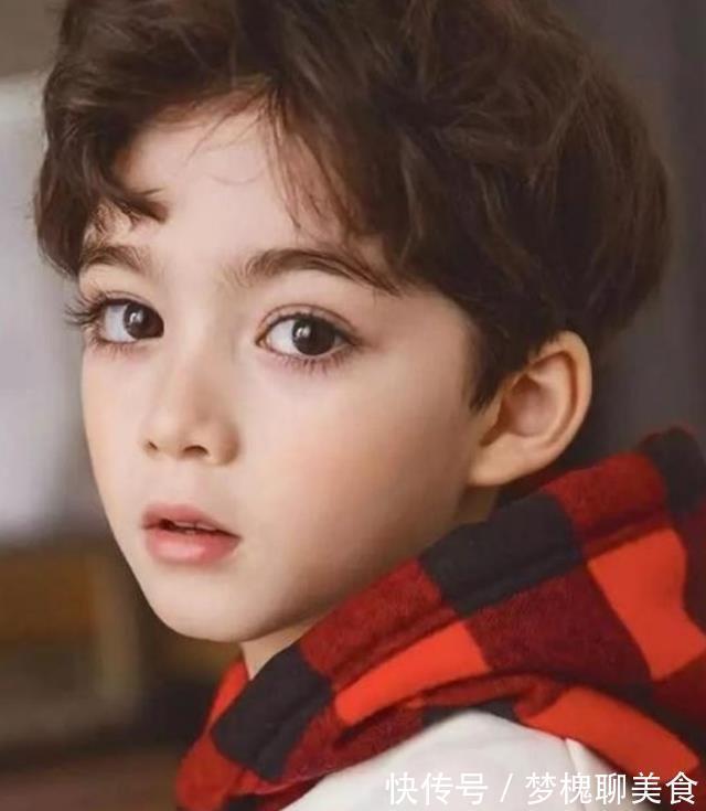 父母|中国父母生出“混血宝宝”,宝爸3次亲子鉴定,妈妈无奈说出实情