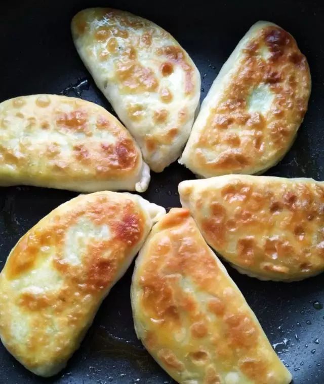 韭菜盒子最好吃的做法,口口留香吃不够!