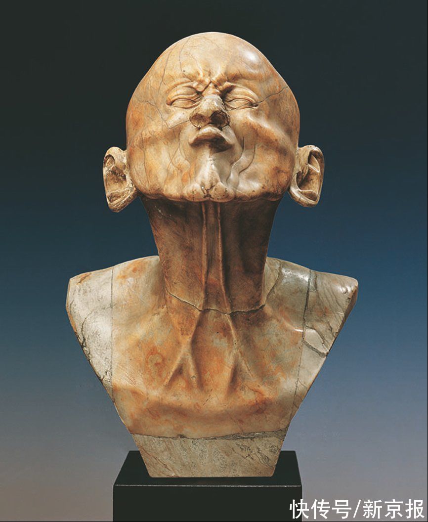 半身像$没有人能跨越时间、超越生死，但雕塑可以