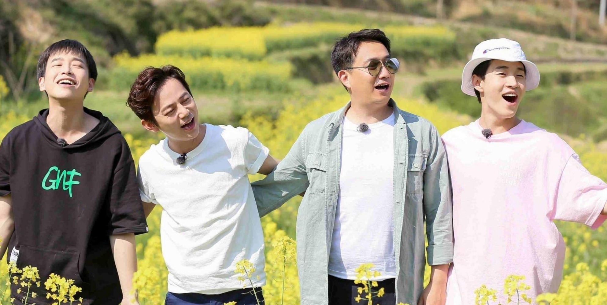 《向往6》官宣，依旧是原班人马，看到主题：黄磊的梦想实现了