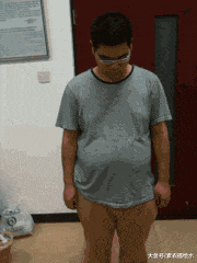 |【搞笑动态图】尴尬而不失礼貌