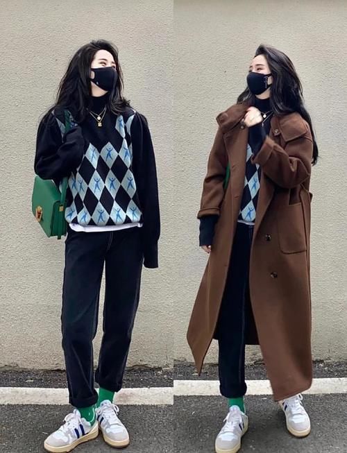 用堆堆袜来搭配洛丽塔,瞬间变身二次元少女,动感可爱