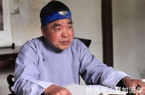 下联&先生一上联“小猪拱小竹,小猪一动,小竹一动”,下联经典!