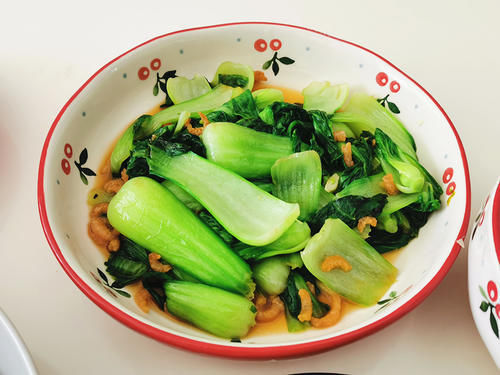 70后夫妻晒午餐,4菜1汤好吃不贵,网友:这才是家的味道