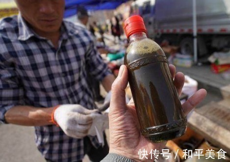 小磨香油|街头“现榨芝麻油”，味道香还不贵，实则机器暗藏玄机！别贪便宜