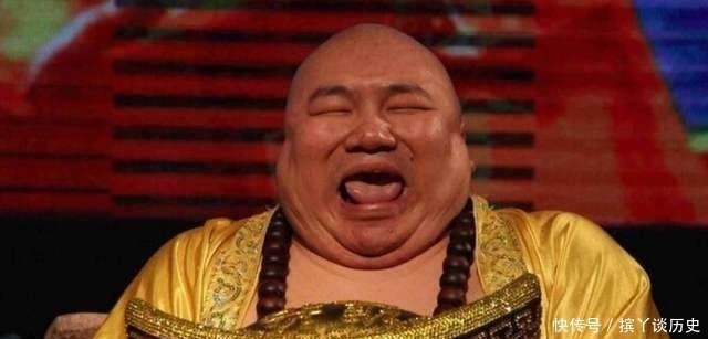 还记得那个像“弥勒佛”的网红吗,被富婆看上后,他现在怎么样了