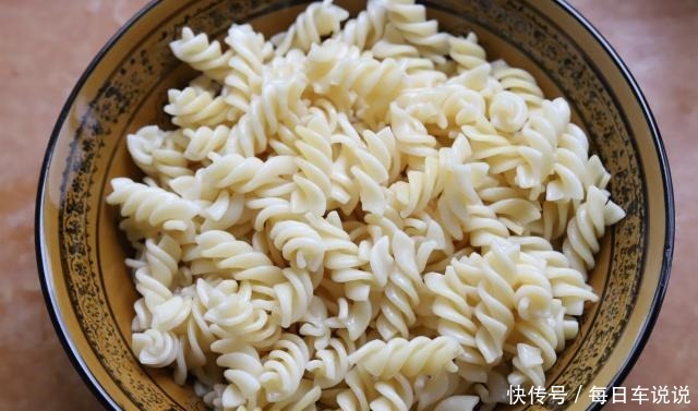 这份|早餐不知道吃啥,试试这份牛油果意大利面吧!味道超乎想象,大赞