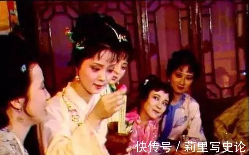 薛宝钗@红楼梦:薛宝钗并不是高情商,人际交往的十大雷区,她全都踩过