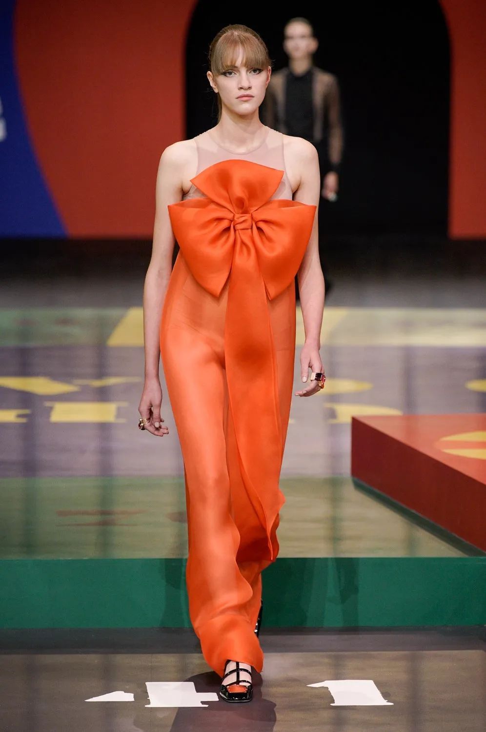 anna！DIOR邀请你玩一场打破陈规的游戏