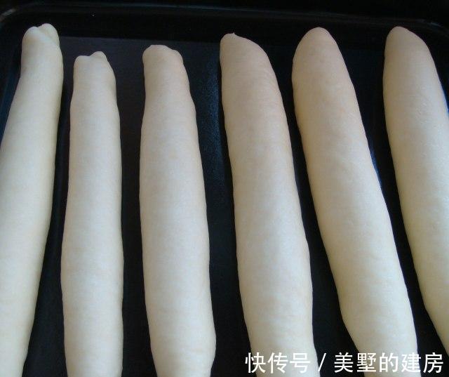 接头处|牛奶排包的详细做法，香软好吃，营养丰富，味道棒极了