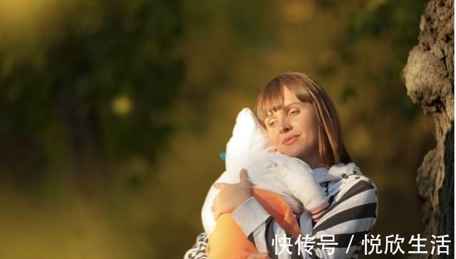 新妈妈|医生道出实情涨奶、溢奶,多余母乳怎么处理可以给丈夫喝吗