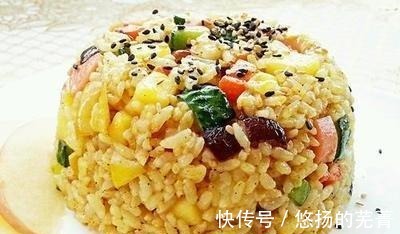 火腿肠|米饭的N种做法—第222课咖喱苹果炒饭！