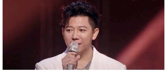 八年后，林志炫终于战胜了胡海泉