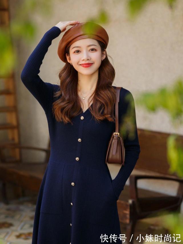 经验 优雅女人早秋都穿“连衣裙”,为你分享时髦的搭配经验,温婉知性