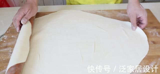面条|爱吃面条别出去买了,教你3步做“手擀面”,面条爽滑筋道又好吃