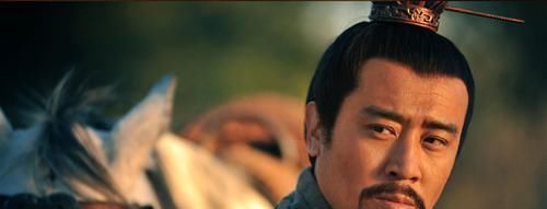 斩杀|徐晃曾恶战许褚，关羽也曾斩杀颜良文丑，两人的武艺谁高谁低