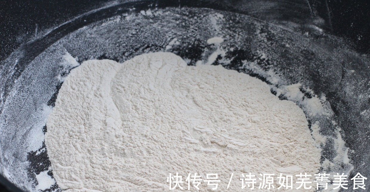 芋头|月饼界高颜值天花板,不用烤箱小白也会做,健康营养吃起来不腻人!