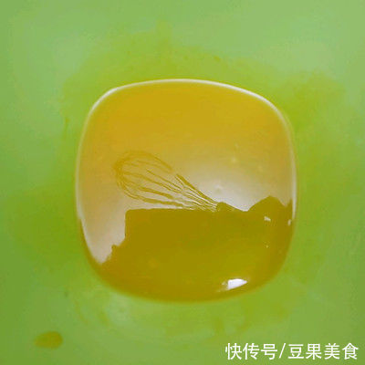 这道柠檬焦糖蛋糕比米其林大厨做的还好吃