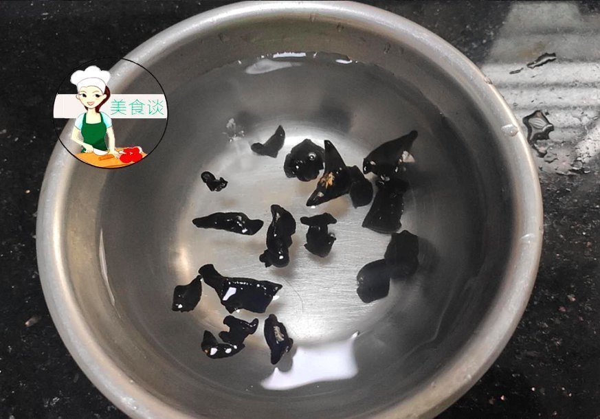 这几样素菜一起炒,不放肉也很鲜香,营养又实惠,大人小孩都爱吃